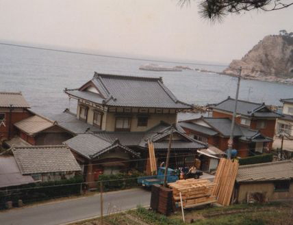 園邊建築